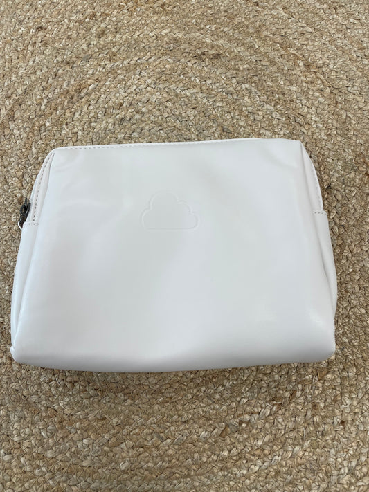 Necessaire